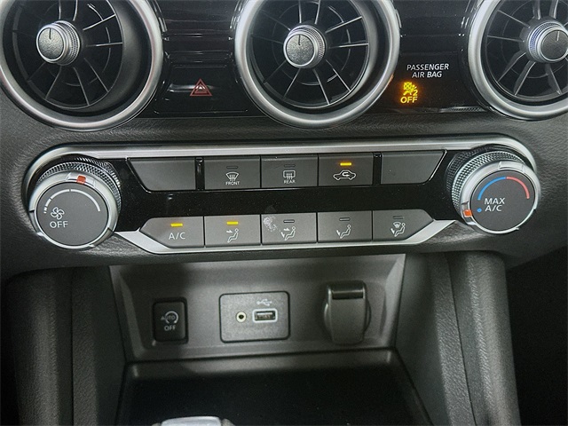 2025 Nissan Sentra S photo 14