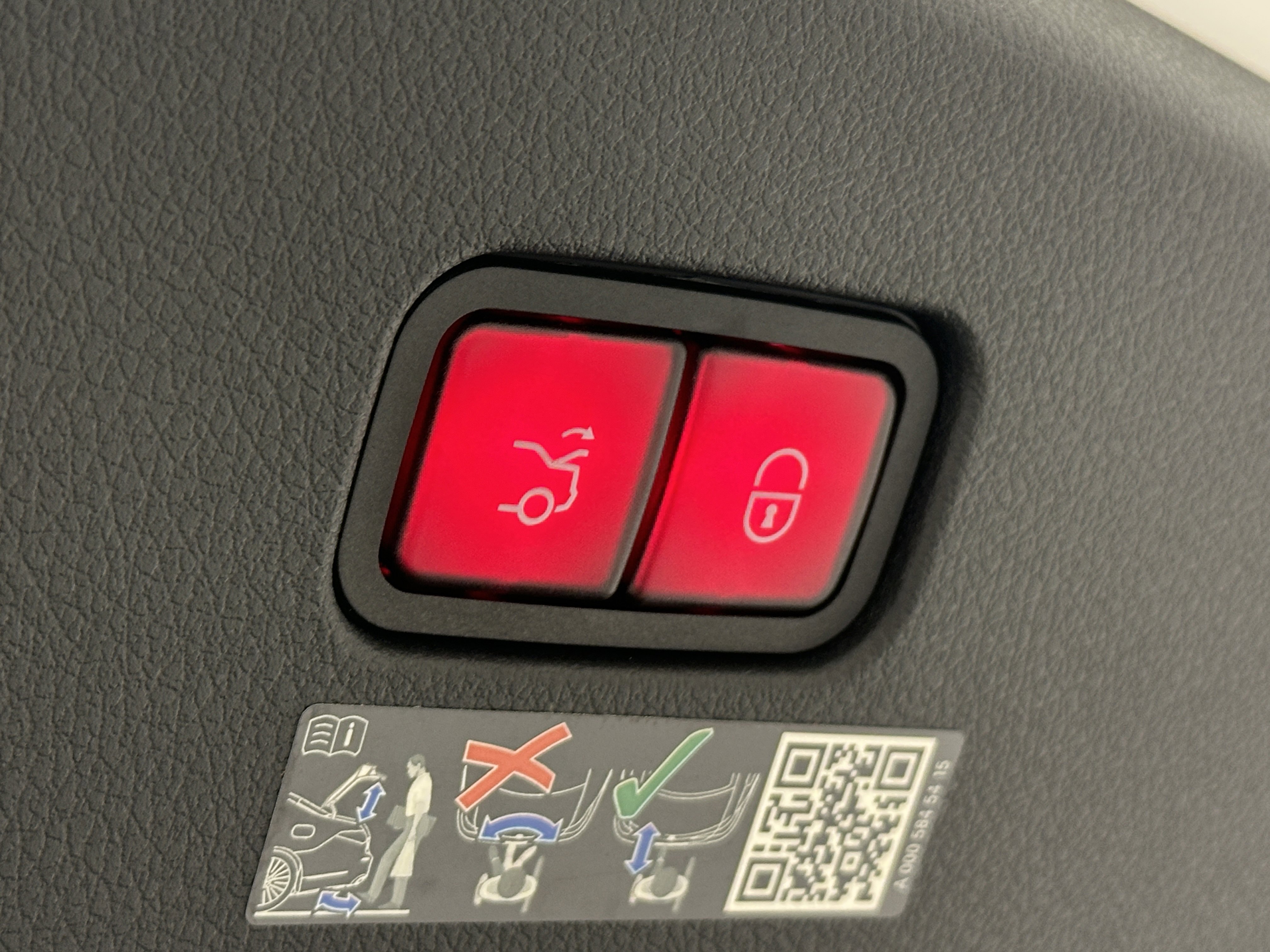 2024 Mercedes Benz CLE 300 4MATIC photo 14