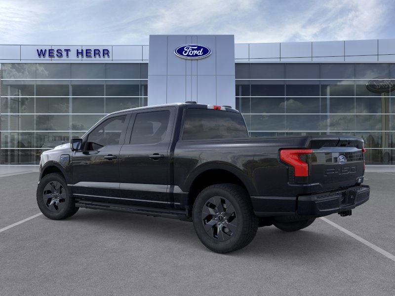 2025 Ford F-150 Lightning photo 2