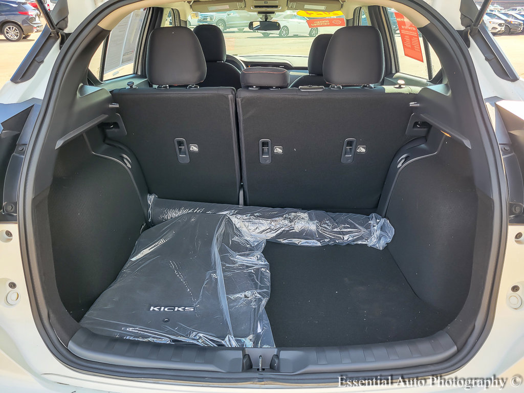 2024 NISSAN KICKS - Image 19