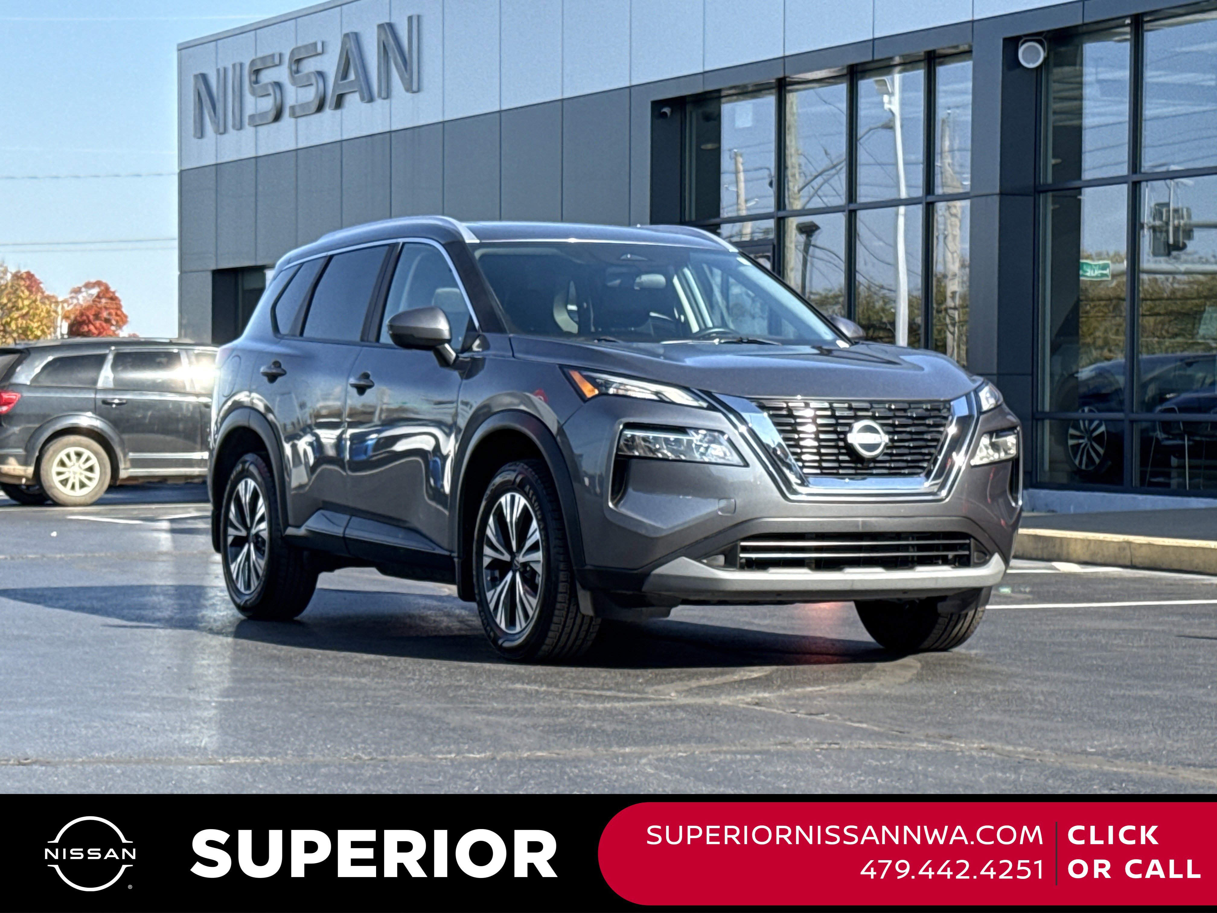 2023 Nissan Rogue SV's photo
