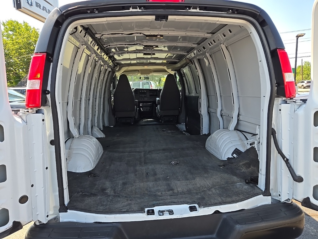 2023 Chevrolet Express 2500 Work Van photo 12