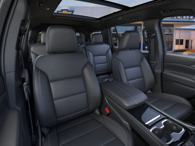 2026 Chevrolet Traverse photo 13