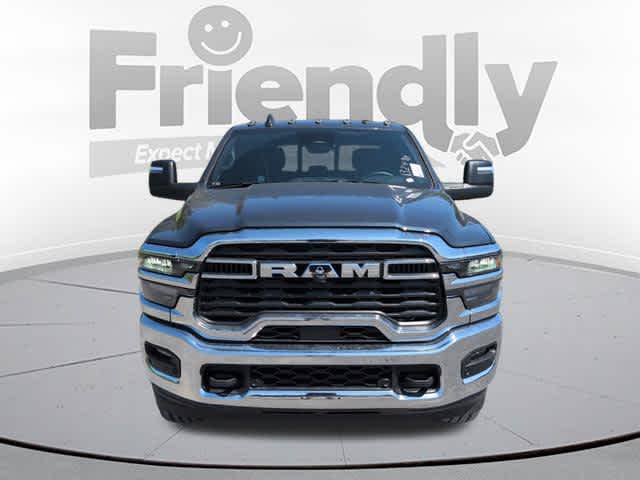 2025 Ram 2500 Tradesman photo 2