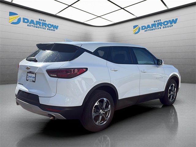 2023 Chevrolet Blazer 2LT photo 2