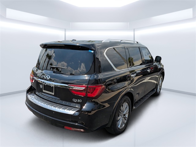2018 Infiniti QX80 Base photo 3