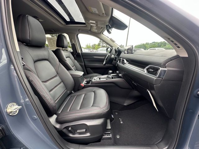 2025 Mazda CX-5 2.5 S Carbon photo 30