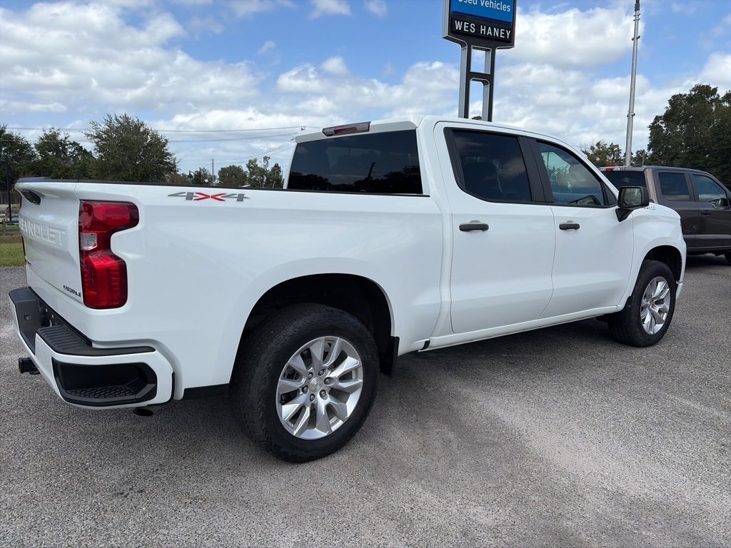 2023 Chevrolet Silverado 1500 Custom photo 4