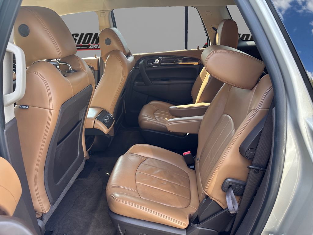 2017 Buick Enclave Leather photo 10
