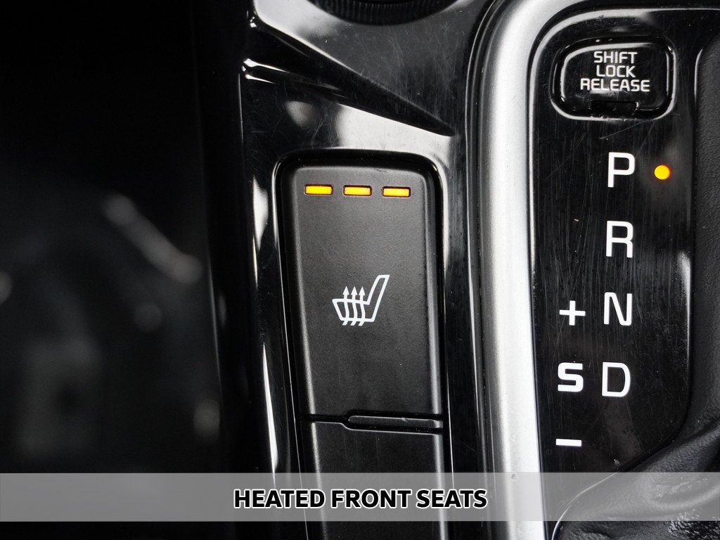 2022 Kia Seltos EX photo 3