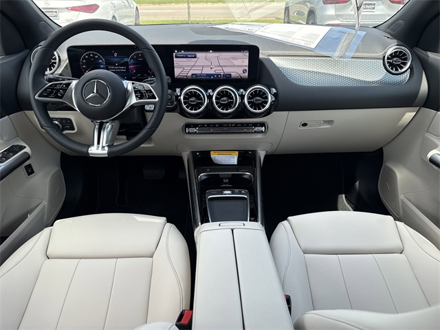 2025 Mercedes Benz GLA 250 photo 4