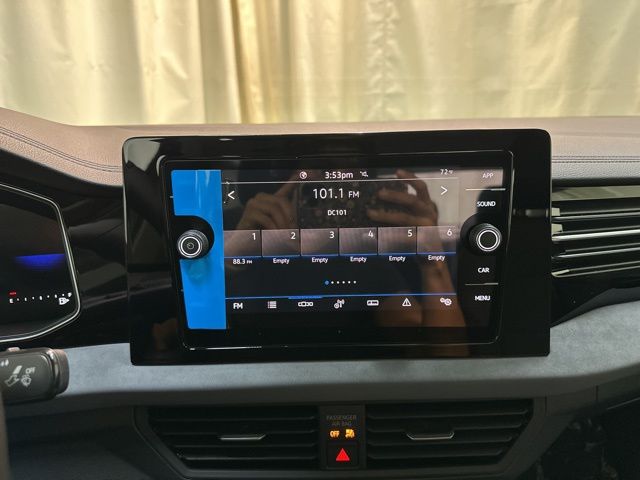 2025 Volkswagen Jetta 1.5T SE photo 18