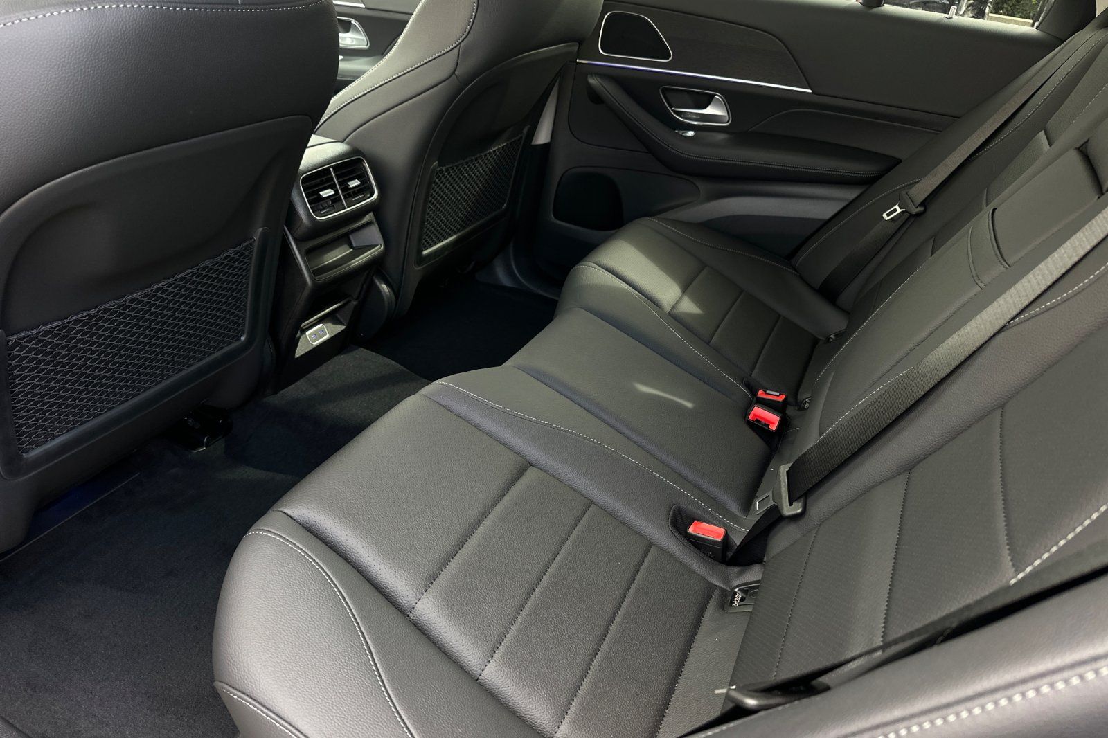 2026 Mercedes Benz GLE 350 4MATIC photo 9