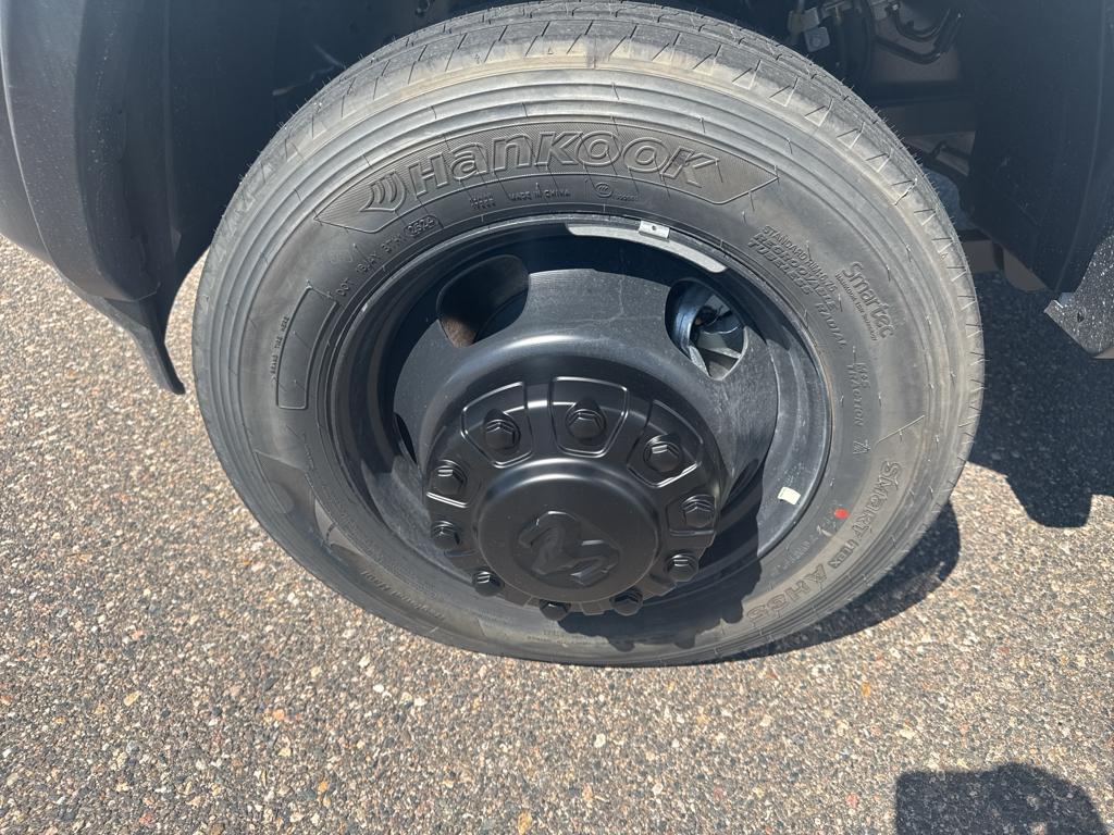 2025 Ram 5500 Tradesman photo 21