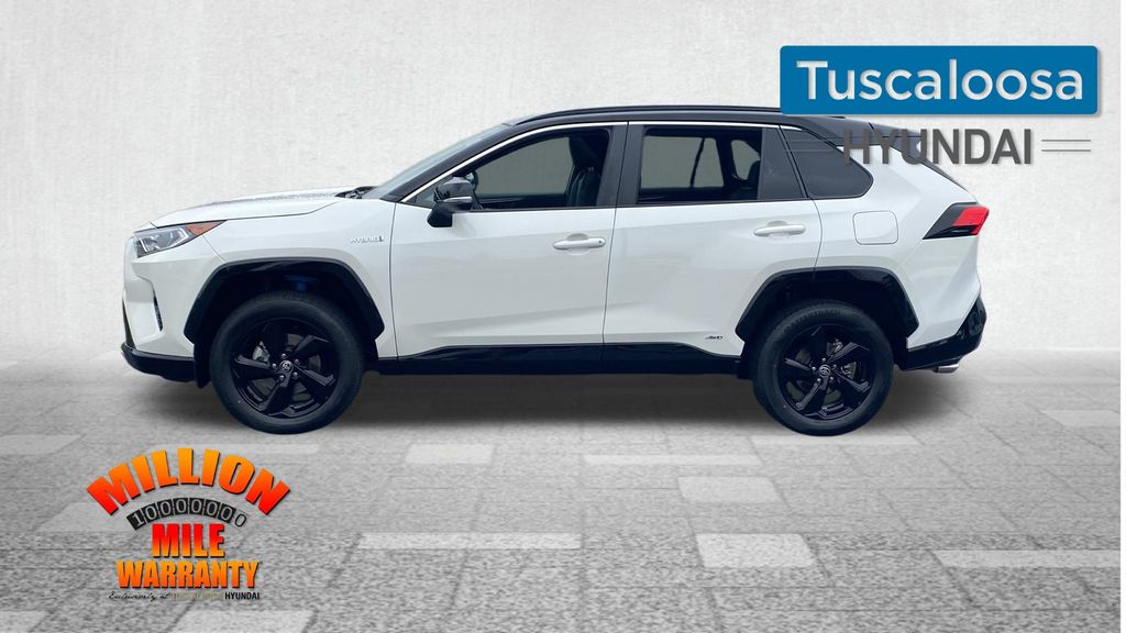 2021 Toyota RAV4 Hybrid XSE photo 3