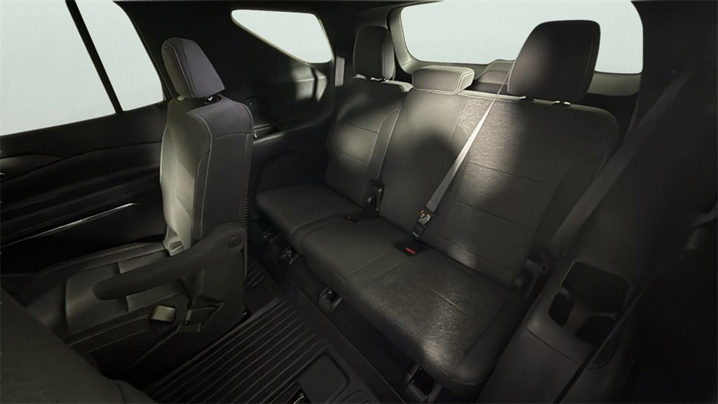2025 Chevrolet Traverse photo 25
