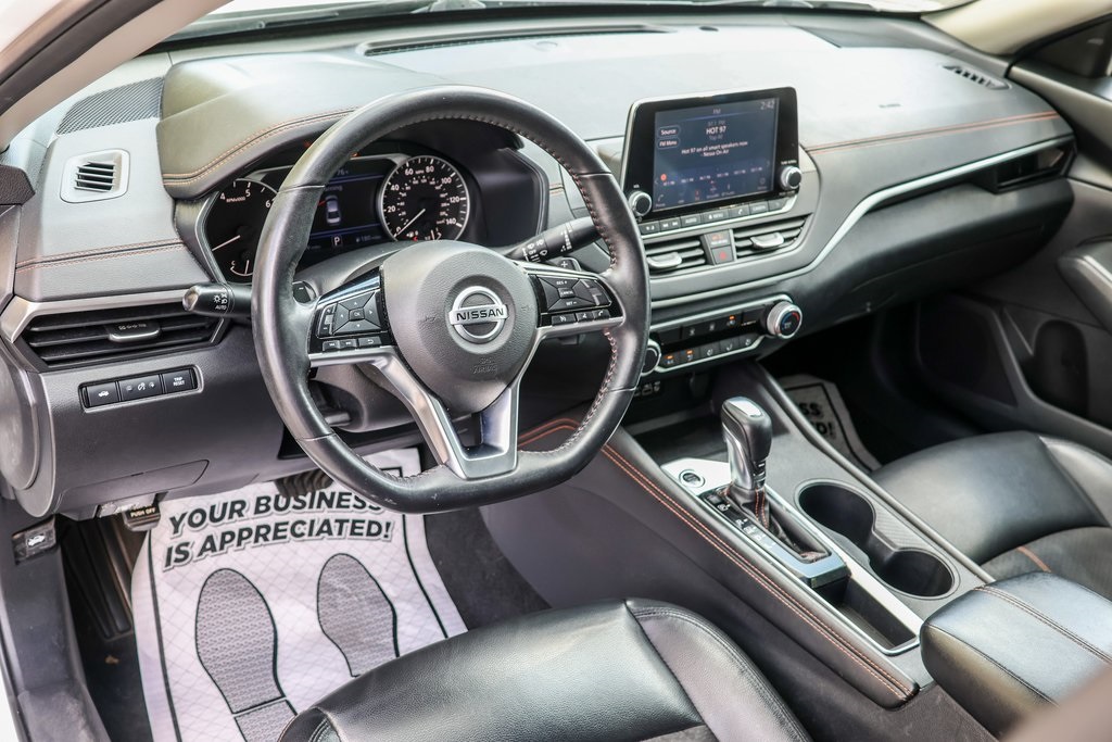 2020 Nissan Altima 2.5 SR photo 14
