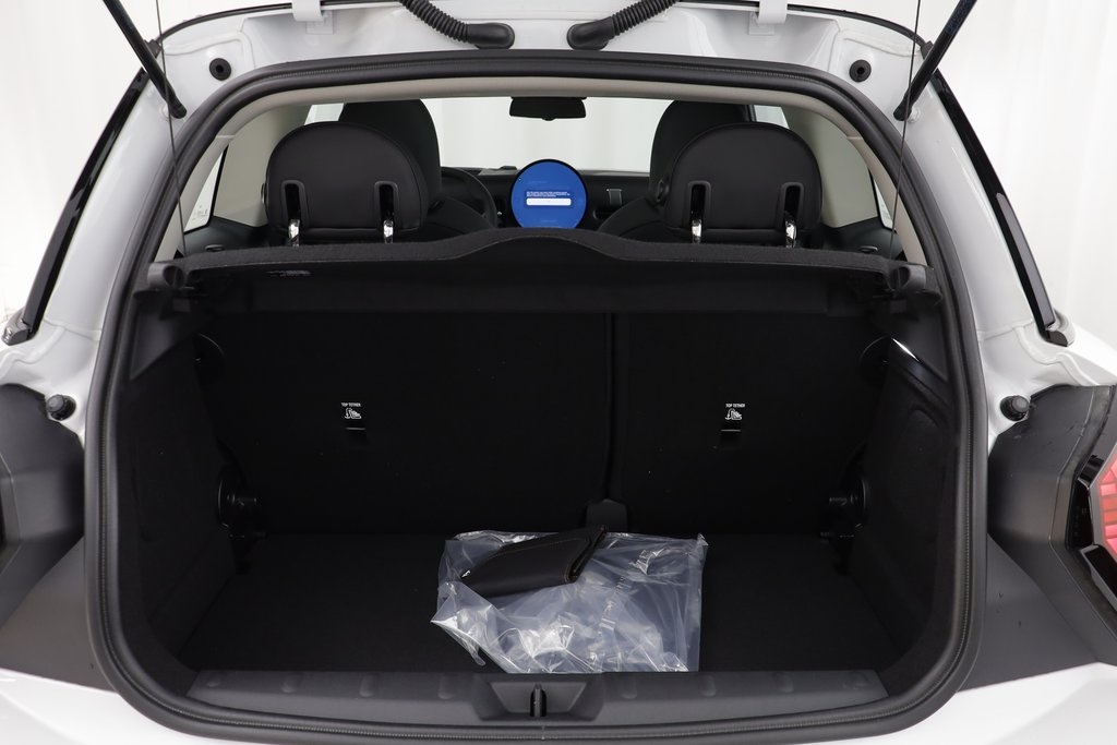 2025 Mini Cooper 2 Door Hardtop Signature photo 16