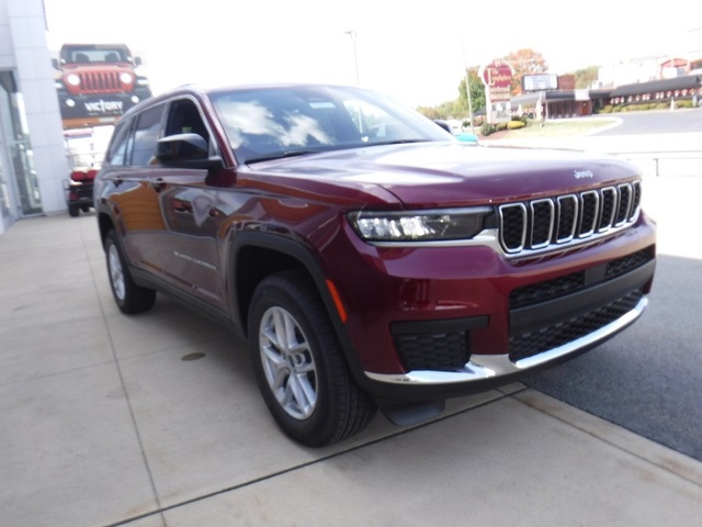 2025 Jeep Grand Cherokee Laredo X photo 5