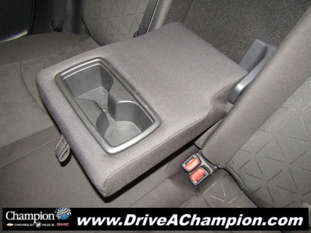 2021 Toyota RAV4 XLE photo 16