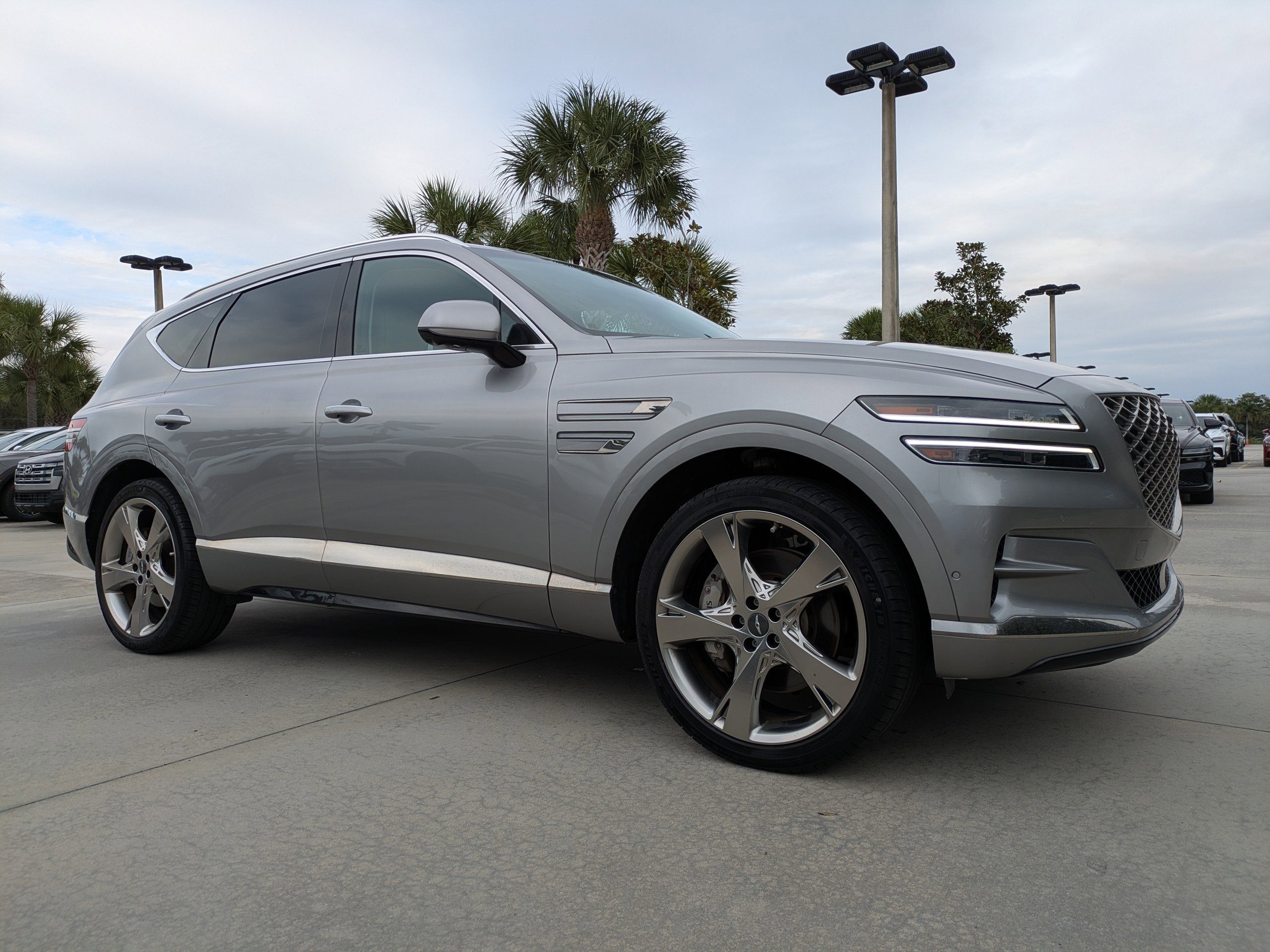 2024 GENESIS GV80's photo