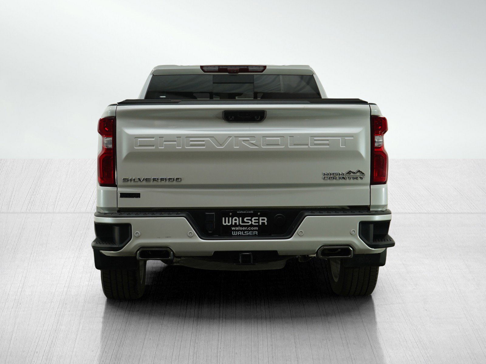 2023 Chevrolet Silverado 1500 High Country photo 4