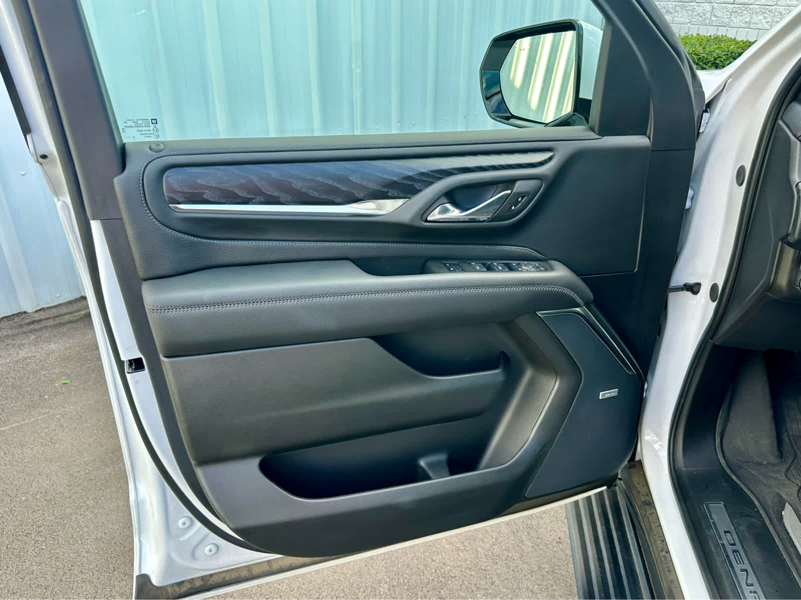 2024 Gmc Yukon Denali photo 9