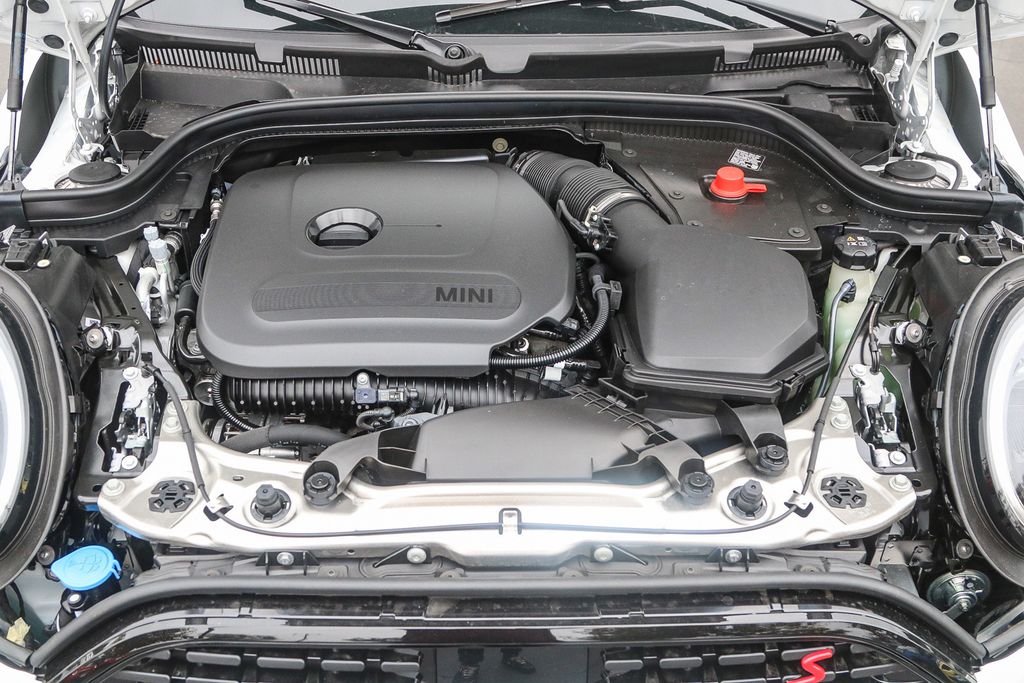 2026 Mini Cooper 4 Door Hardtop S Iconic photo 21