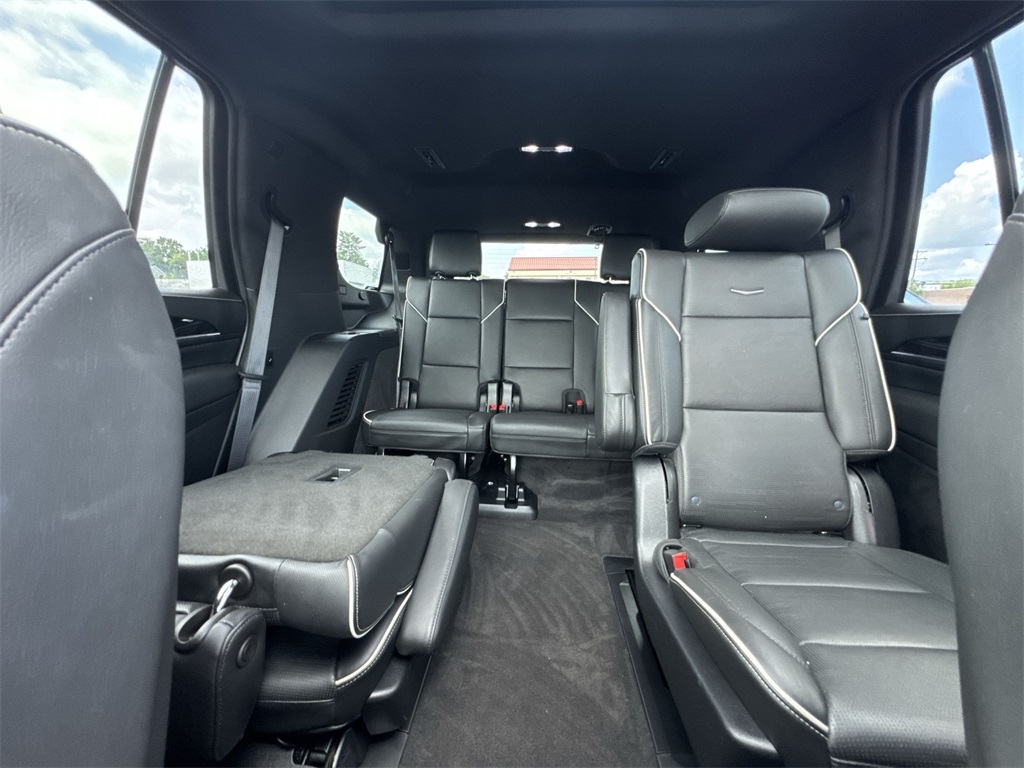 2023 Cadillac Escalade Sport photo 12