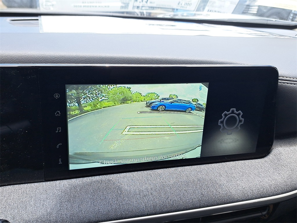 2025 Nissan Kicks SV photo 25