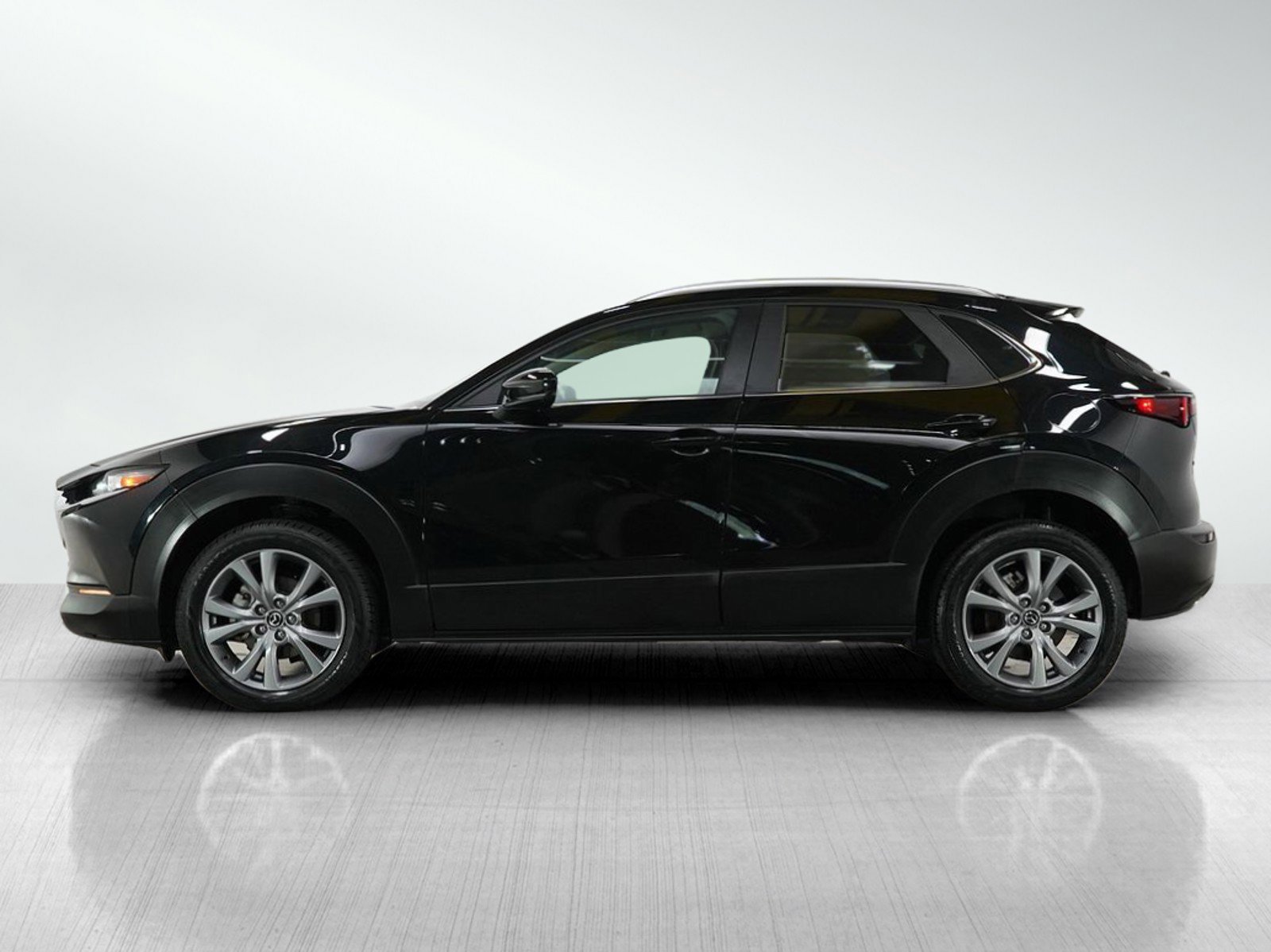 Used 2022 Mazda CX-30 Select with VIN 3MVDMBBL2NM452382 for sale in Burnsville, Minnesota