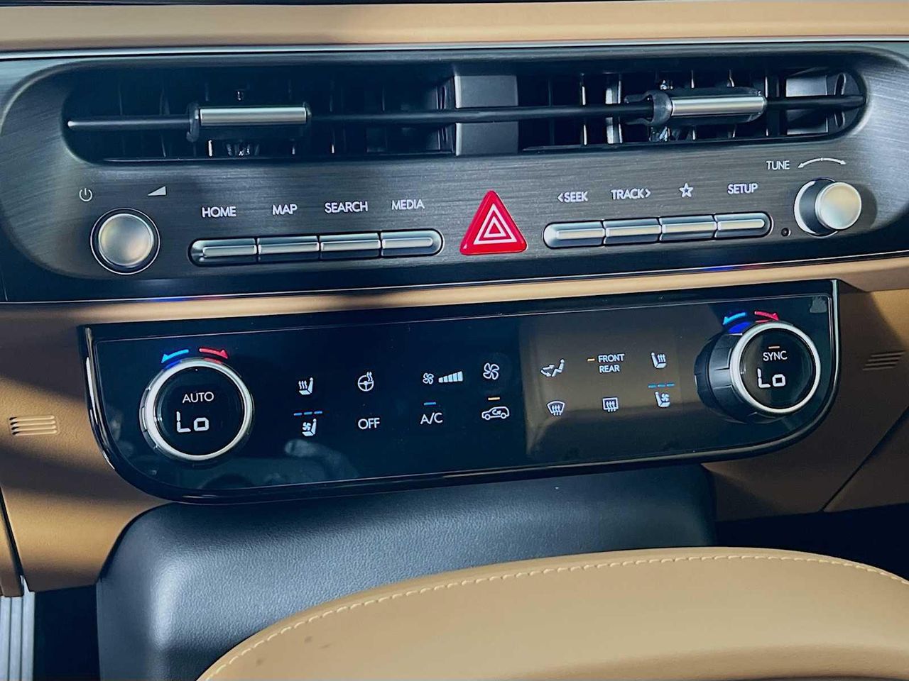 2026 Hyundai Palisade Calligraphy photo 8