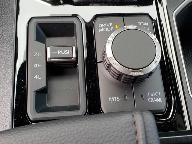 2025 Toyota Tundra SR5 CrewMax photo 19