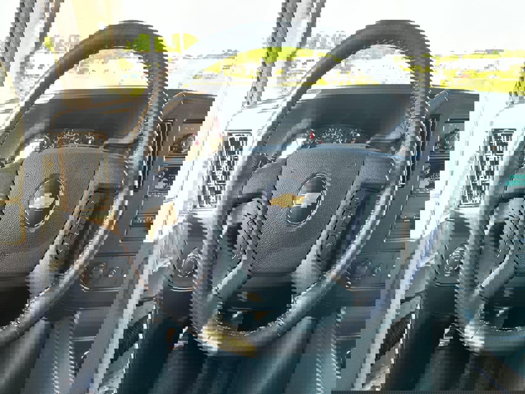 2023 Chevrolet Express Passenger LS photo 12