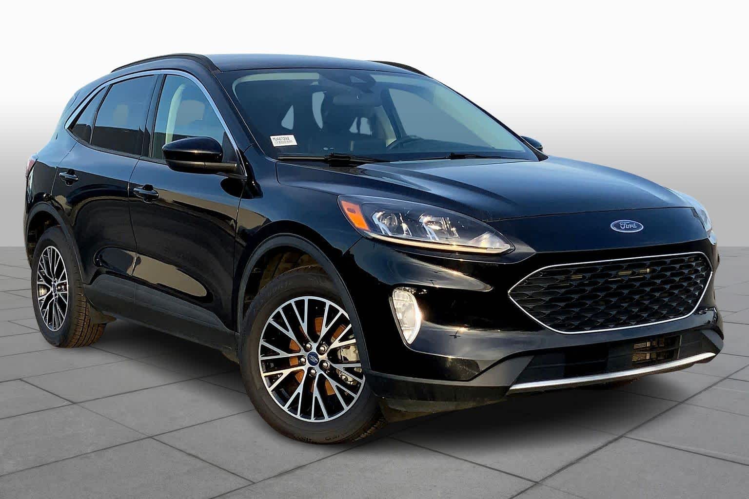 2021 Ford Escape SEL Plug-In Hybrid photo 2