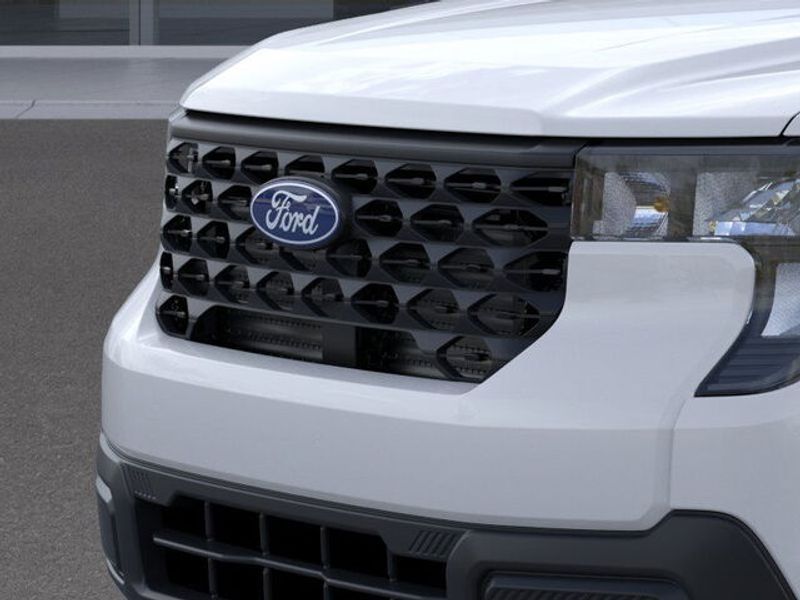 2025 Ford Maverick XL photo 13
