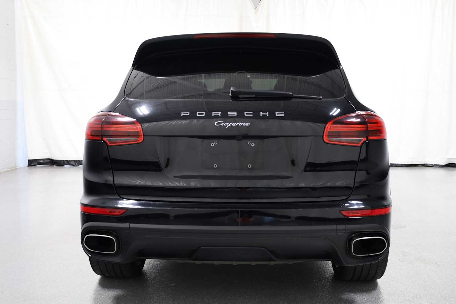 2018 Porsche Cayenne Platinum Edition photo 7