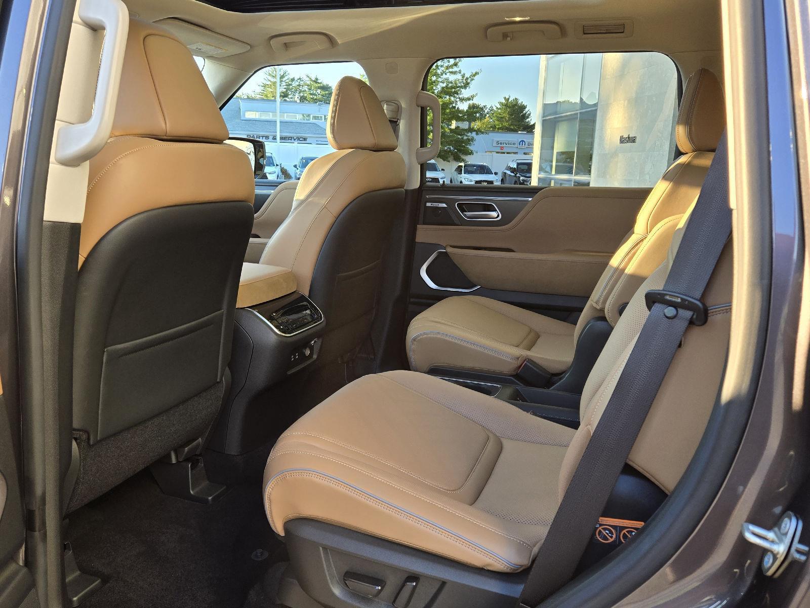 2025 Infiniti QX80 Luxe photo 34