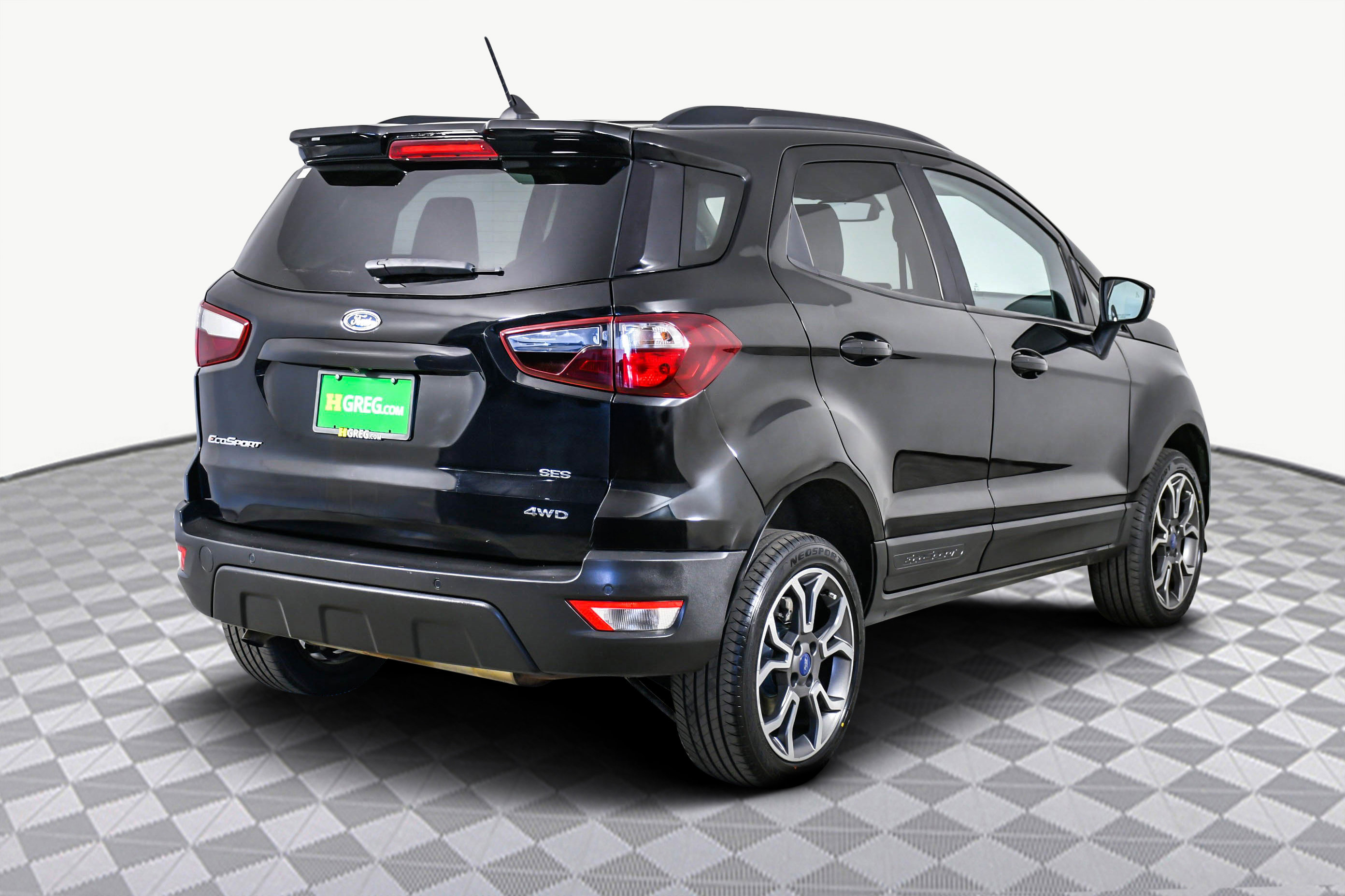 2020 Ford EcoSport SES photo 6