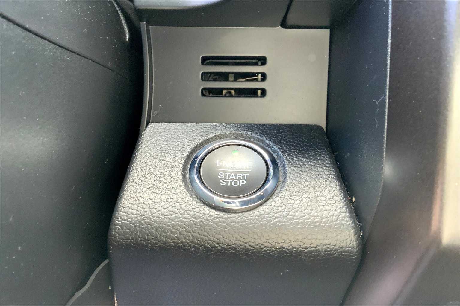 2020 Ford Expedition Limited photo 35