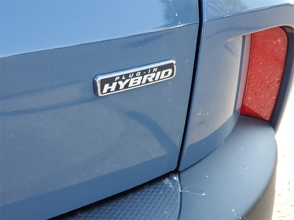 2025 Ford Escape Plug-In Hybrid Base photo 30