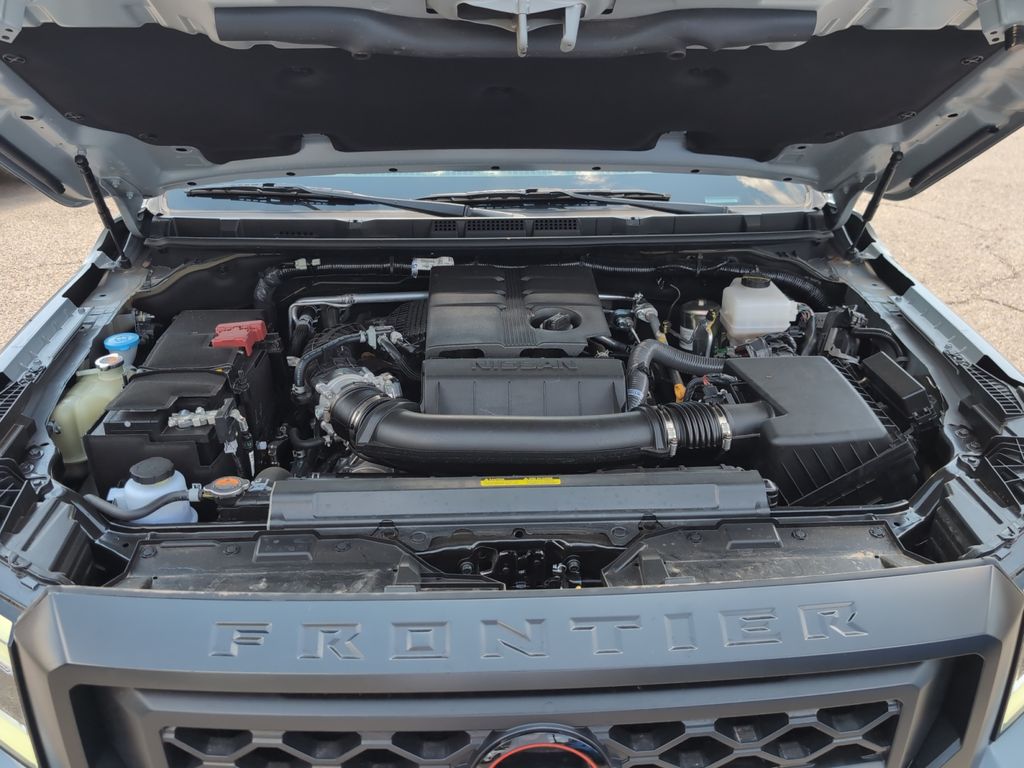 2024 Nissan Frontier PRO-4X photo 20
