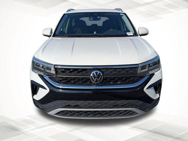 2023 Volkswagen Taos SE photo 7