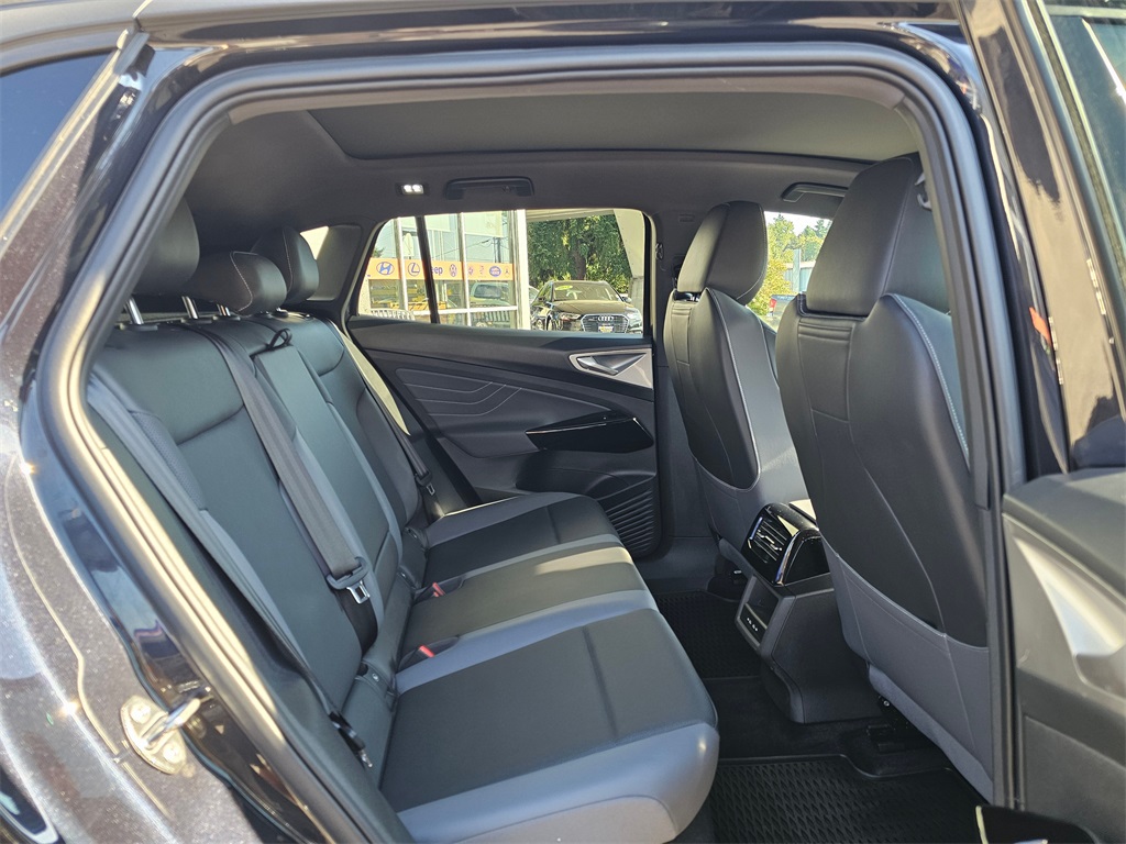 2024 Volkswagen ID.4 Pro S photo 13