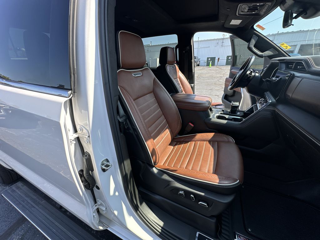 2024 GMC SIERRA - Image 20