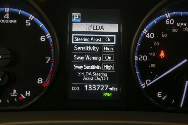 2018 Toyota RAV4 XLE photo 31