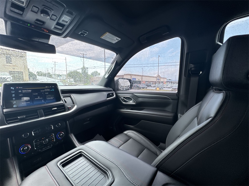 2024 Chevrolet Tahoe RST photo 9