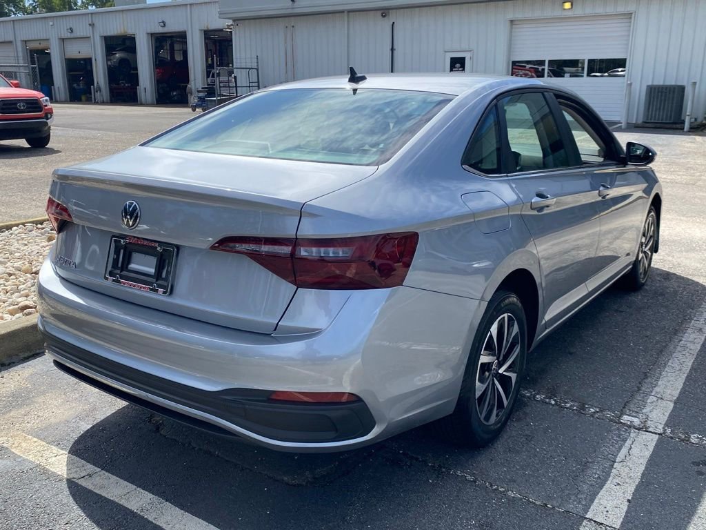2024 Volkswagen Jetta 1.5T S photo 9