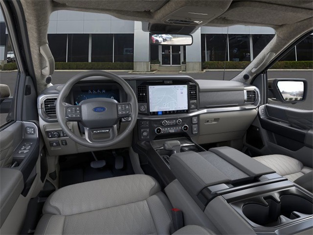 2025 Ford F-150 Platinum photo 9