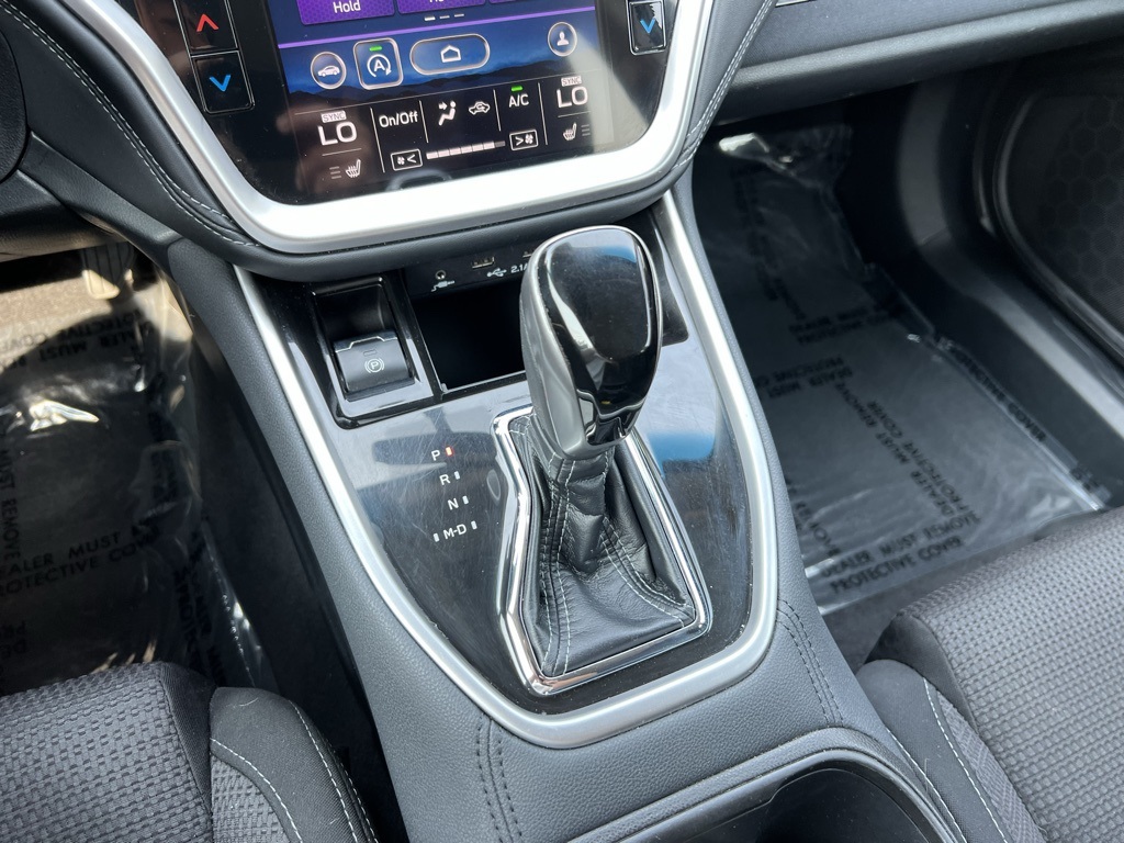 2020 Subaru Outback Premium photo 19